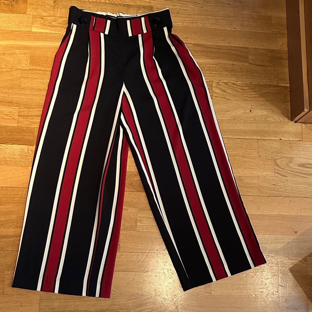 Zara Black, Red & White Striped Wide-Leg Capris